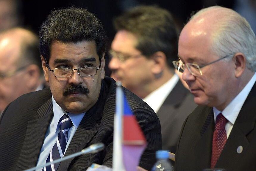 Un gobierno de transición como el de Delcy Rodríguez no debería tomar decisiones tan importantes como entregar el petróleo a EE.UU. Un gobierno de transición como el de Delcy Rodríguez no debería tomar decisiones tan importantes como entregar el petróleo a EE.UU.