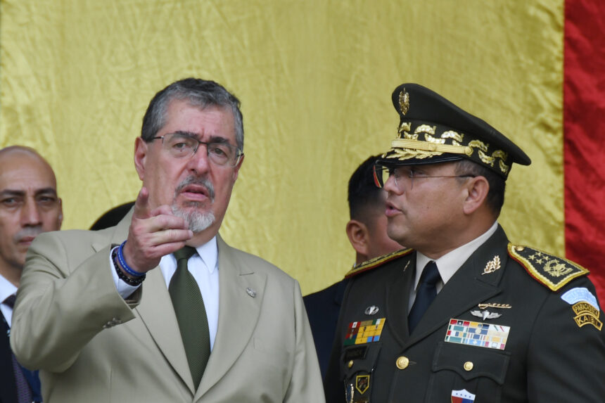 Henry Sáenz afirma que sectores radicales llamaron a militares a dar un golpe de Estado contra Bernardo Arévalo